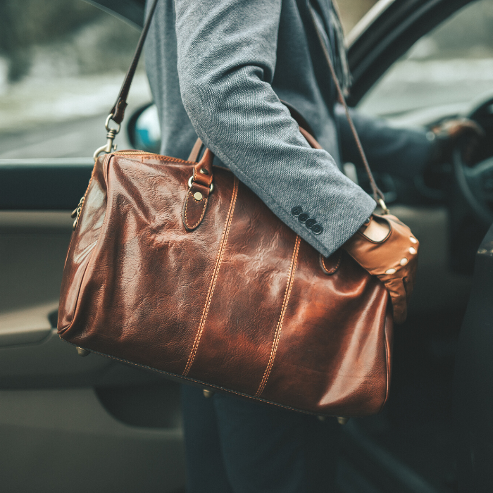 The leather bag cheap company